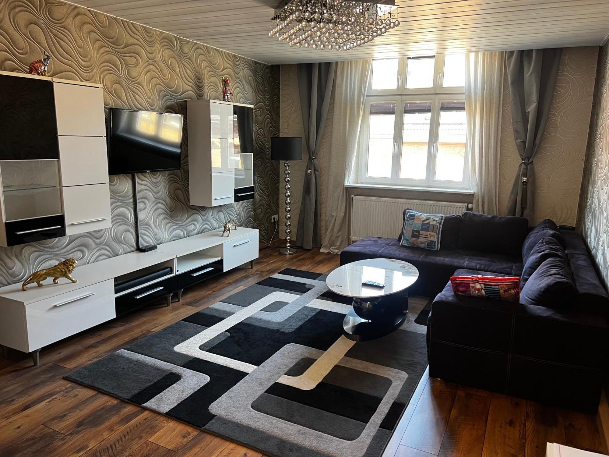 Schoenes City-Apartment Im Zentrum Mit Balkon ホーフ エクステリア 写真