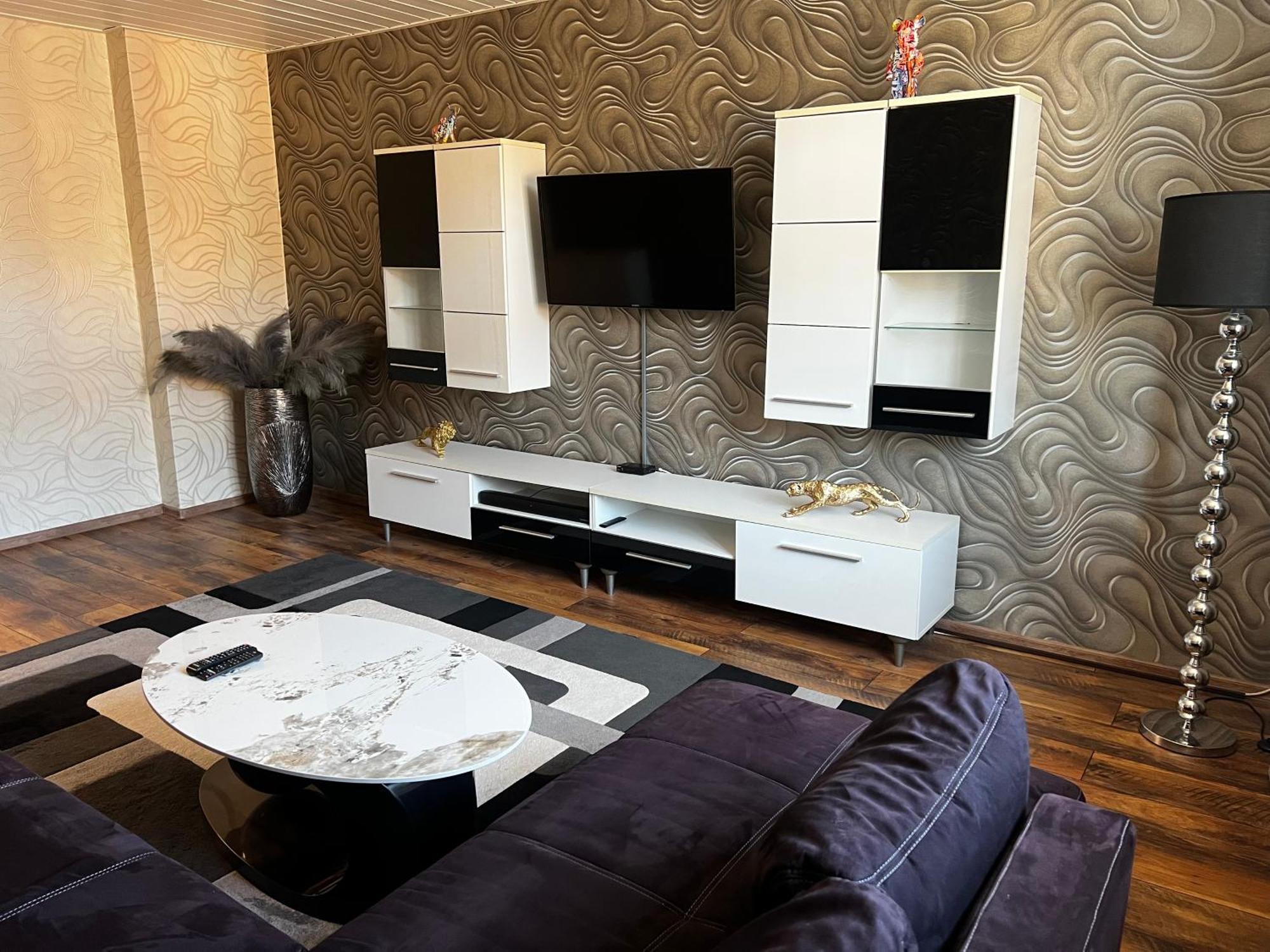 Schoenes City-Apartment Im Zentrum Mit Balkon ホーフ エクステリア 写真